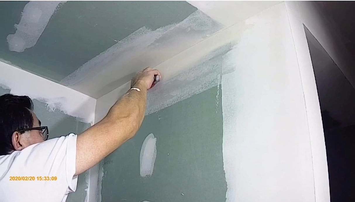 Ruban adhésif Liagle dans la boue