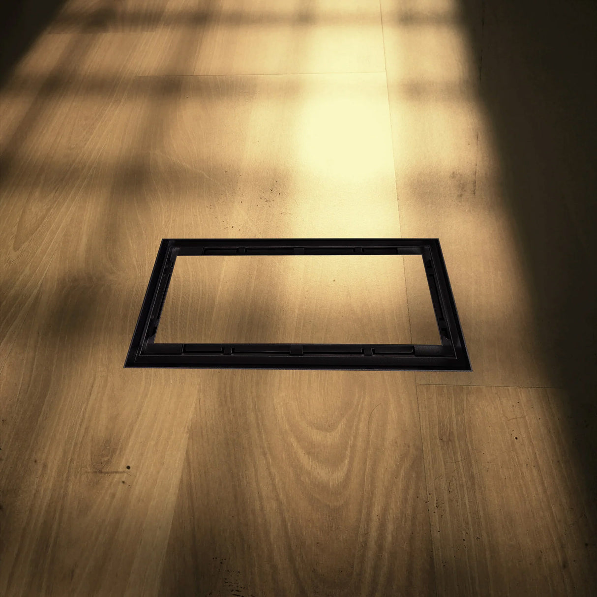 Aérateur de sol haute performance affleurant Aria Luxe+