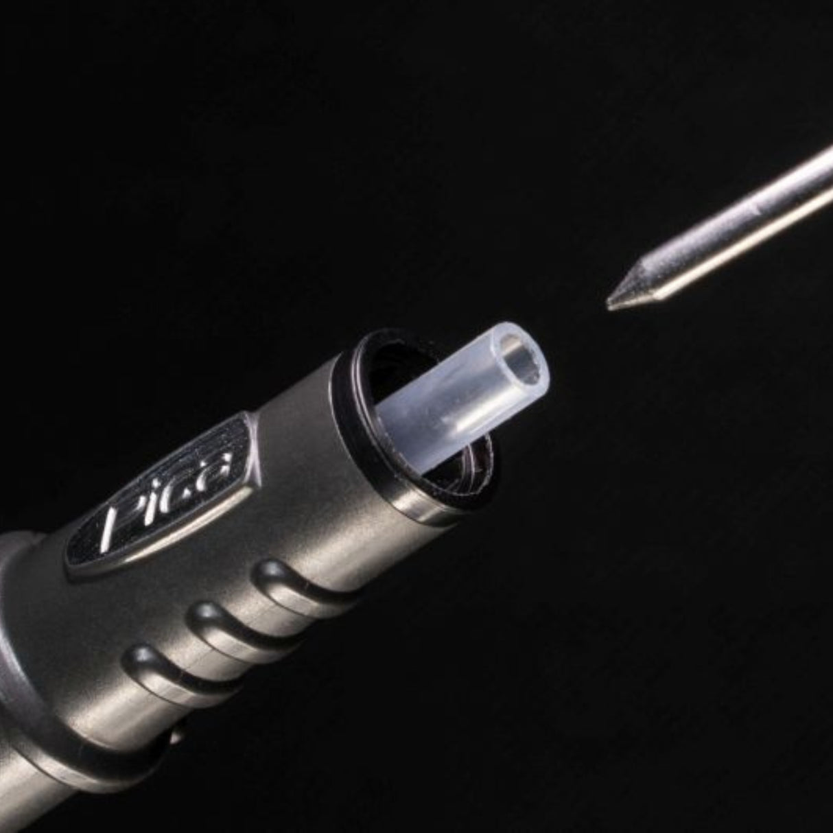 Pica Dry Pen and Refill Bundle