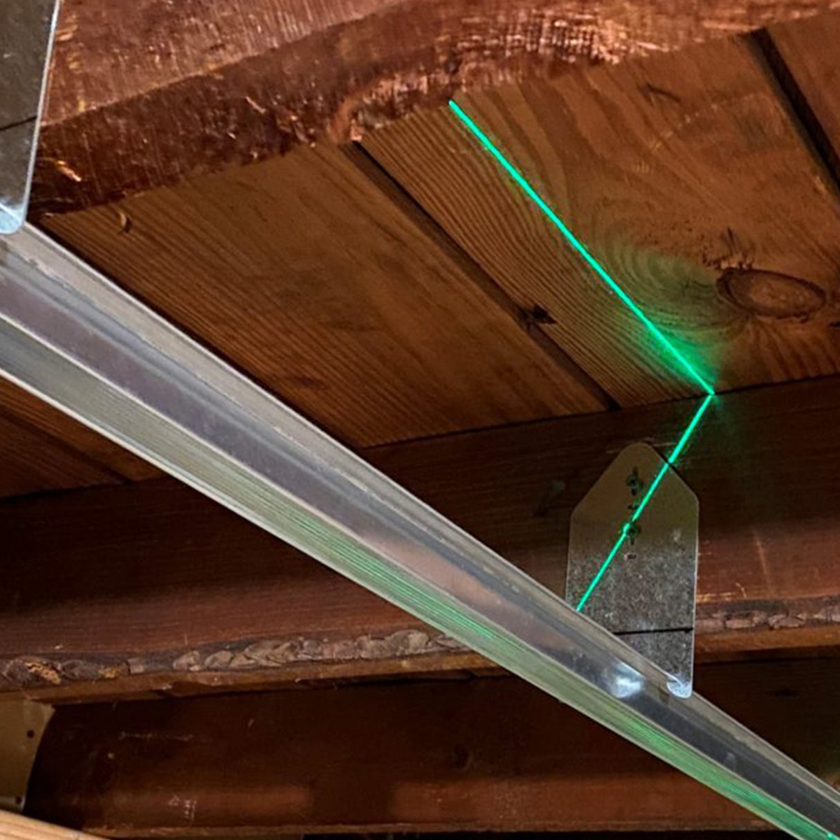 Clip de canal de enrasado ajustable Resilmount A94