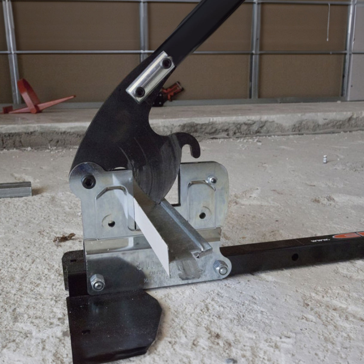 Edma Stud Cutter Guillotine For Metal Studs and Tracks