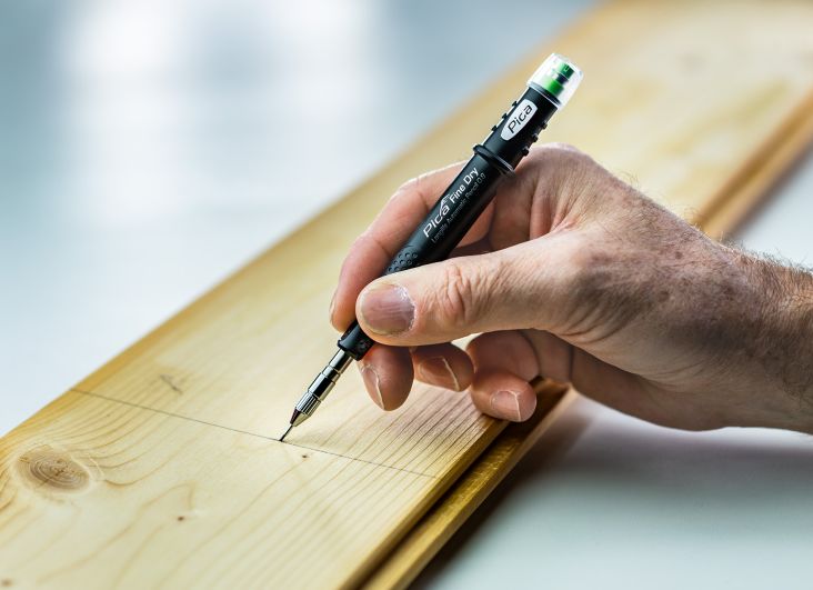 Pica Fine Dry Longlife Automatic Pencil 0.9