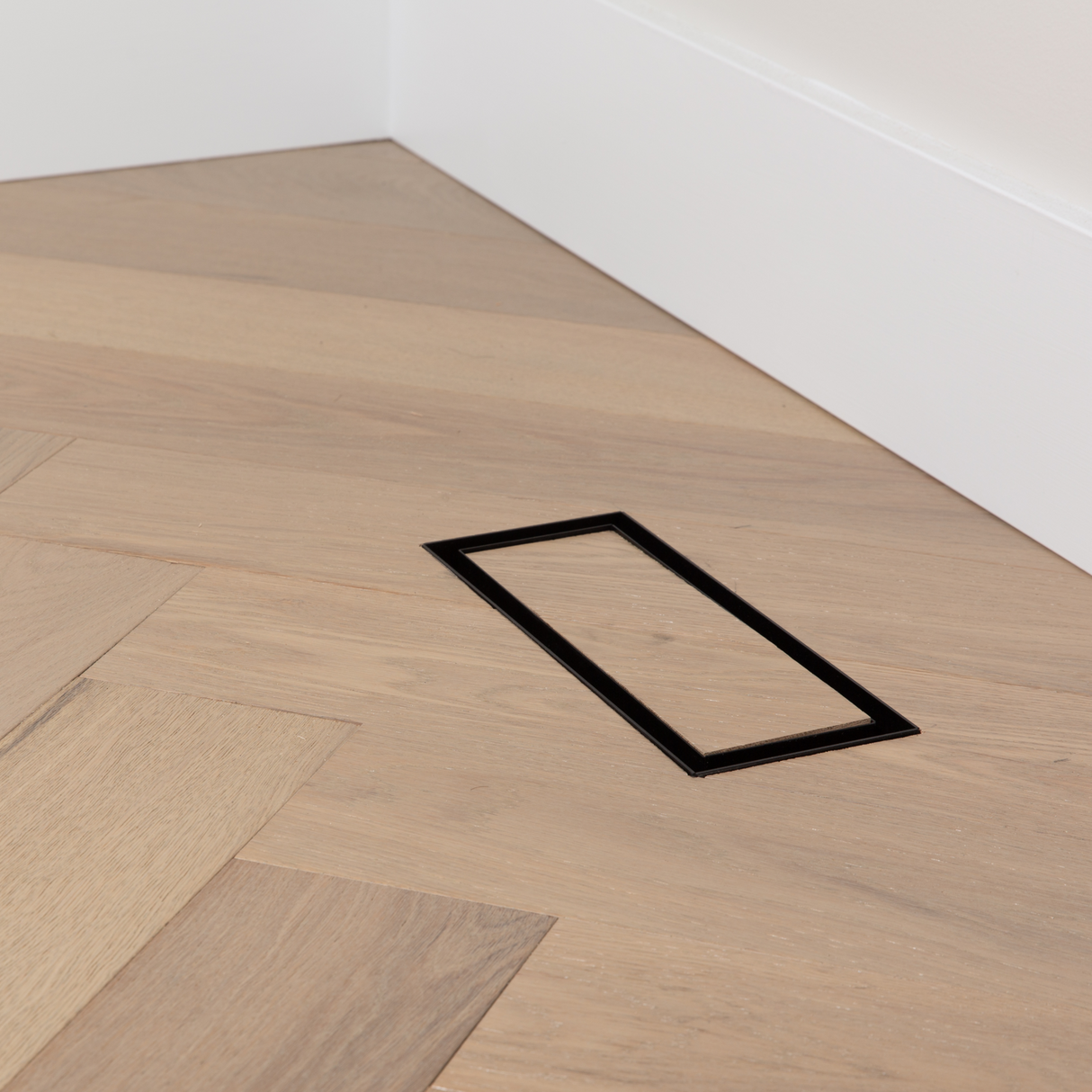 Évent de plancher Aria Flush [Lite]